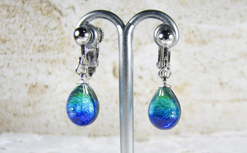 長七屋のケラマブルーイヤリング【KY-2】ー販売証明書付きー イヤリング 慶良間 ブルー おしゃれ プレゼント アクセサリー ジュエリー オリジナル パッケージ 証明書付き きれい 耐熱 フォーマル カジュアル ガラス シルバー 海 沖縄 おきなわ 送料無料