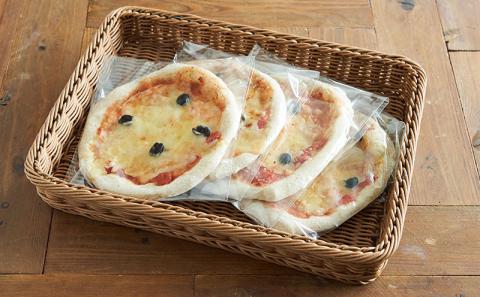 ＜ときはや石窯薪火パン＞パン屋の石窯焼成ピザ