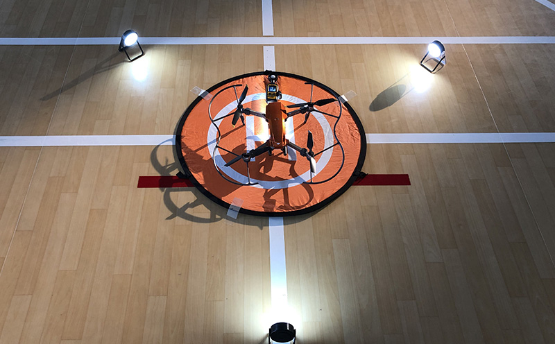 ドローン操縦士：応用技能講習（3）夜間飛行【ドローン教習所 アール沖縄校】 ドローン ライセンス 検定 講座 目視外飛行 物件投下 夜間飛行 応用 技能 操縦 知識 ルール 操縦士 資格 資格証明書 受講 安全飛行 手ぶら 沖縄 北中城村