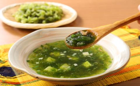 琉球アーサスープ 沖縄県 北中城村産 4g 6袋 4セット 24食 あおさのり あーさ ひとえぐさ スープ 海藻 栄養 健康 ビタミン ミネラル 食物繊維 緑黄色野菜 お吸い物 沖縄そば 天ぷら だし巻き卵 長寿 抗酸化作用 佐敷中城漁業協同組合