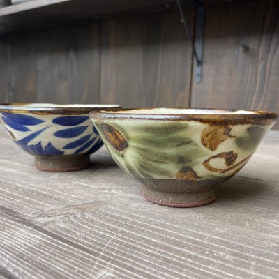 やちむん 唐草紋様 夫婦茶碗 マカイ(染付)青/緑