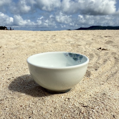 やちむん さんごマカイ(小)