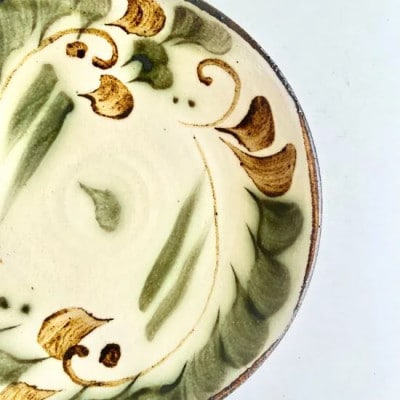 やちむん 唐草紋様 7寸皿(染付)緑