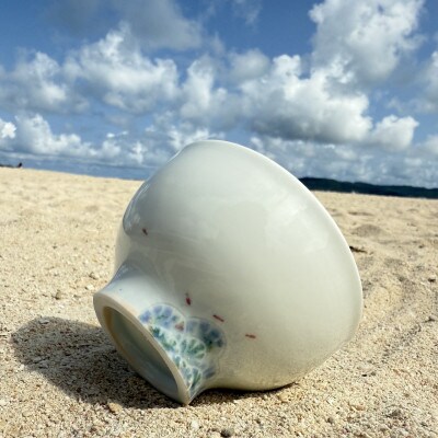 やちむん さんごマカイ(小)