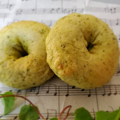 沖縄の食材を使用した「もちもちベーグル」バラエティ10個セット【配送不可地域：離島】