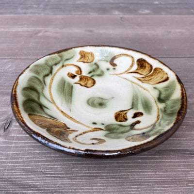 やちむん 唐草紋様 5寸皿(染付)緑