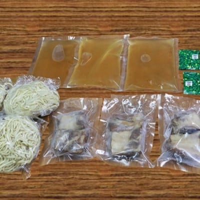 沖縄そば屋「米八そば」　ソーキそば　3食セット【配送不可地域：離島・北海道・東北・関東・信越、北陸・東海・近畿・中国・四国・九州】