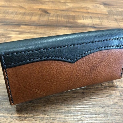 三つ折り長財布(ブラウン×ブラック)