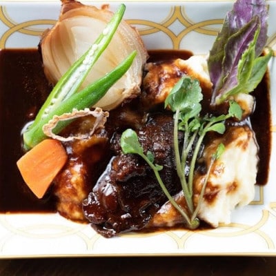 沖縄県産の和牛を使った10年ビーフシチュウ3食セット