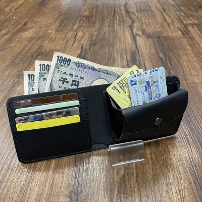 イタリアンオイルレザーの二つ折り財布(ブラック)