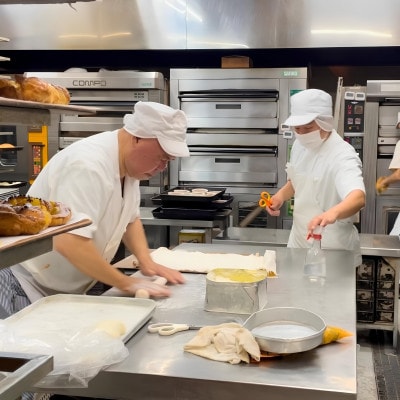 沖縄B級グルメ ちいさなパン屋さんが作る「元祖アイスパン」カスタード 10個入り【配送不可地域：離島】