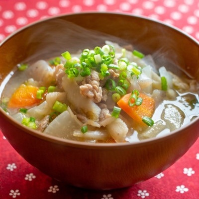 パイナップルポーク モモ切り落とし 1.5kg(300g×5パック)【配送不可地域：離島】