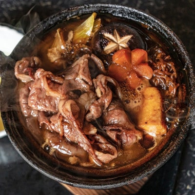 沖縄県産和牛すき焼きセット もも肉 600g(150g×4P)【配送不可地域：離島】