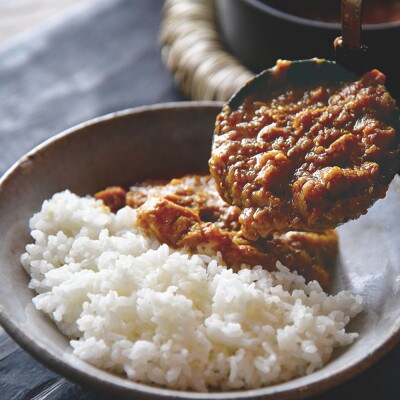 11種のスパイスを使った本格マグロカレー 6人前(130g×3個)