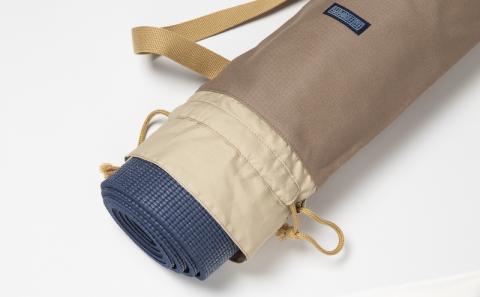 「琉球帆布」ヨガマットケースA（カフェ）- ヨガ マットケース 収納 帆布 手づくり ハンドメイド 軽い 丈夫 布 人気 シンプル おしゃれ 琉球帆布 手仕事 伝統技術 沖縄県 八重瀬町【価格改定】