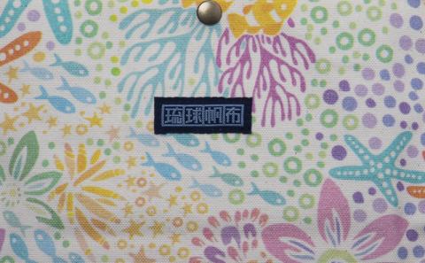 「琉球帆布」お散歩バッグ （pokke104サンゴの花畑） - 帆布 布 トート トートバッグ 人気 アーティスト イラストレーター Pokke104 池城由紀乃 おしゃれ レディース ファッション お出かけ かばん 鞄 手仕事 手づくり ハンドメイド 琉球帆布 伝統技術 沖縄県 八重瀬町【価格改定】