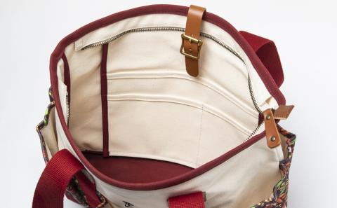 「琉球帆布」アートクラフトマンバッグ （pokke104 ブーゲンビリア）- 実用性 帆布 トート キャンバス生地 丈夫 ベーシック おしゃれ ファッション お出かけ かばん 鞄 手仕事 手づくり ハンドメイド 琉球帆布 伝統技術 沖縄県 八重瀬町【価格改定】