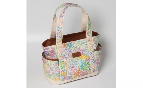 「琉球帆布」ショッピングトート / サンゴの花畑 - 帆布 布 丈夫 トートバッグ 人気 アーティスト イラストレーター Pokke104 池城由紀乃 おしゃれ レディース ファッション お出かけ かばん 鞄 手仕事 手づくり ハンドメイド 琉球帆布 伝統技術 沖縄県 八重瀬町【価格改定】