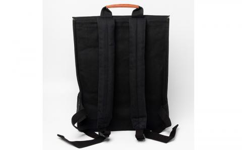 「琉球帆布」スクエアリュック / ブラック - 帆布 布 バッグ 鞄 かばん 男女兼用 手づくり ハンドメイド 合わせやすい 黒 ブラック 人気 シンプル おしゃれ 使うほど 馴染む 牛革 定番 琉球帆布 伝統技術 沖縄県 八重瀬町【価格改定】