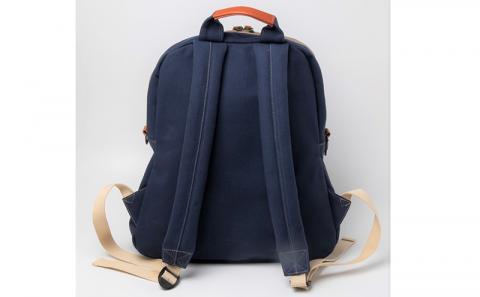 「琉球帆布」ビーンズリュック / ネイビー - 帆布 布 バッグ 鞄 かばん ユニセックス 手づくり ハンドメイド 合わせやすい 紺 ネイビー 人気 シンプル おしゃれ 使うほど 馴染む 牛革 定番 琉球帆布 伝統技術 沖縄県 八重瀬町【価格改定】