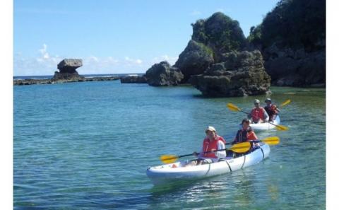 「自然体験学校」八重瀬町玻名城の郷ビーチでシーカヤック体験（ペアチケット）- シーカヤック 体験 カヤック ペア チケット 穴場ビーチ おすすめ 思い出 記念 沖縄県 八重瀬町