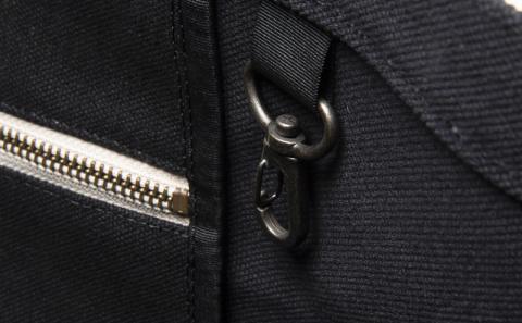 「琉球帆布」ベーシックトート M　ブラック - 極厚 4号帆布 トートバッグ キャンバス生地 丈夫 ベーシック おしゃれ ファッション お出かけ かばん 鞄 手仕事 手づくり ハンドメイド 琉球帆布 伝統技術 沖縄県 八重瀬町【価格改定】