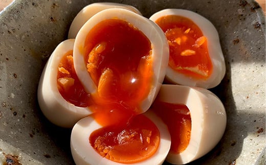 新鮮！超濃厚！新屋養鶏場の【新寿卵】- 卵 鶏卵 50個+10個 60個 割れ保障込 たまご タマゴ 玉子 玉子焼き 卵かけご飯 オムレツ 料理 人気 おすすめ 沖縄県 八重瀬町【価格改定】