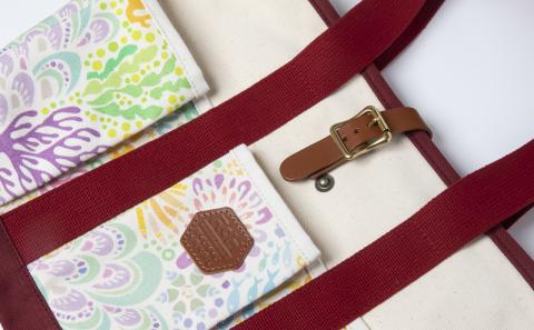 「琉球帆布」アートクラフトマンバッグ （pokke104 サンゴの花畑） - 実用性 帆布 トート キャンバス生地 丈夫 ベーシック おしゃれ ファッション お出かけ かばん 鞄 手仕事 手づくり ハンドメイド 琉球帆布 伝統技術 沖縄県 八重瀬町【価格改定】