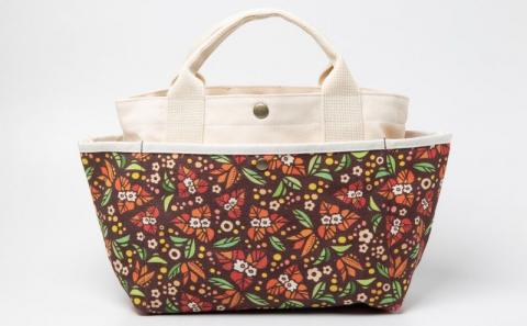 「琉球帆布」お散歩バッグ （POKKE104ブーゲンビリア） - 帆布 布 トート トートバッグ 人気 アーティスト イラストレーター Pokke104 池城由紀乃 おしゃれ レディース ファッション お出かけ かばん 鞄 手仕事 手づくり ハンドメイド 琉球帆布 伝統技術 沖縄県 八重瀬町【価格改定】